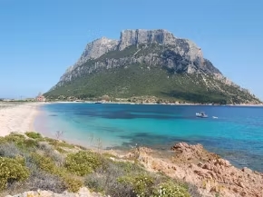 Tavolara-and-Capo-Coda-Cavallo-4